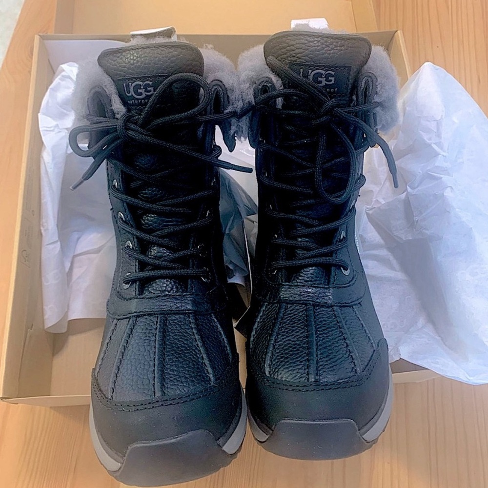 UGG Adirondack Boots Brand New